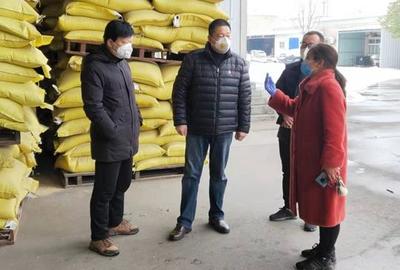 新鄭市農(nóng)委 走訪企業(yè)保供應(yīng)，守護(hù)民生“菜籃子”